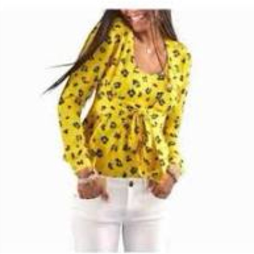 Cabi Sunny Set (2 seperate pieces) Front Tie Blouse 5596 | XL